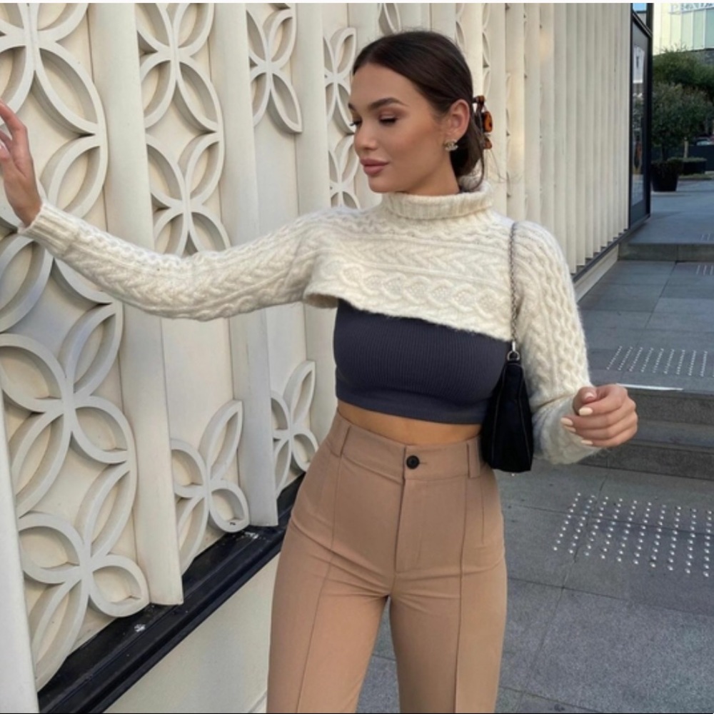 Zara Cable Knit Sleeve Scarf - Picture 1 of 16